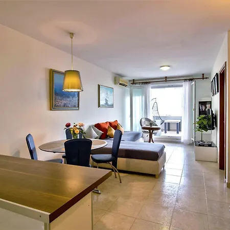 Split Znjan Sea View Apartment 2&2 Guest Exterior photo